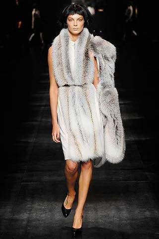 Look 11